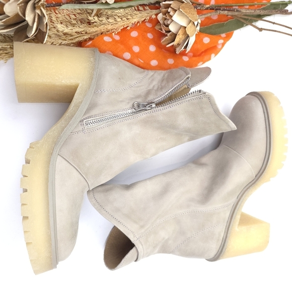Free People Stylish Grey Beige Platform Boots Sz 38½ - Picture 2 of 16